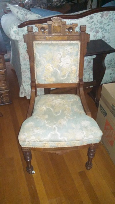 Auction Photo