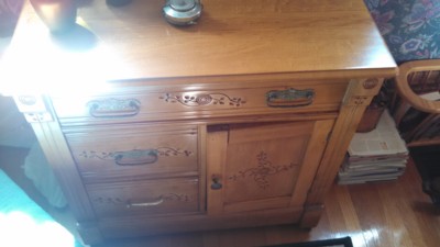 Auction Photo