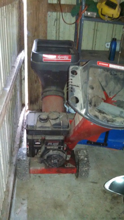 Auction Photo