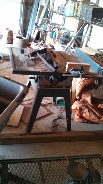 Auction Photo