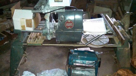 Auction Photo