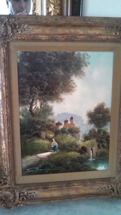 Auction Photo