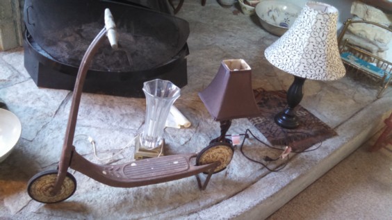 Auction Photo