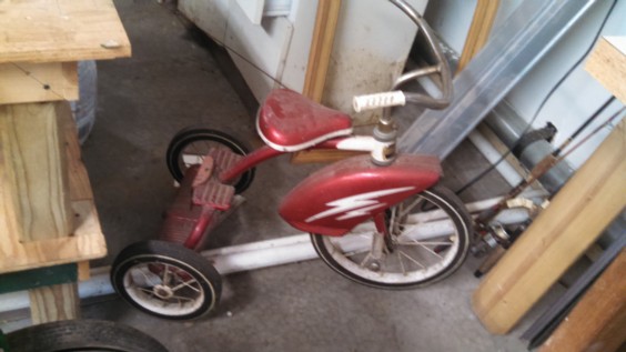Auction Photo
