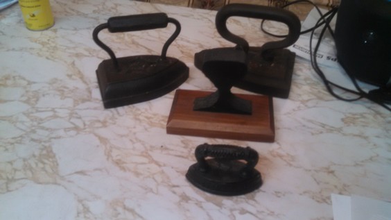 Auction Photo