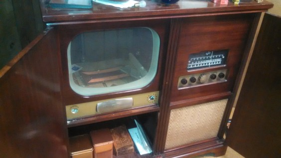 Auction Photo