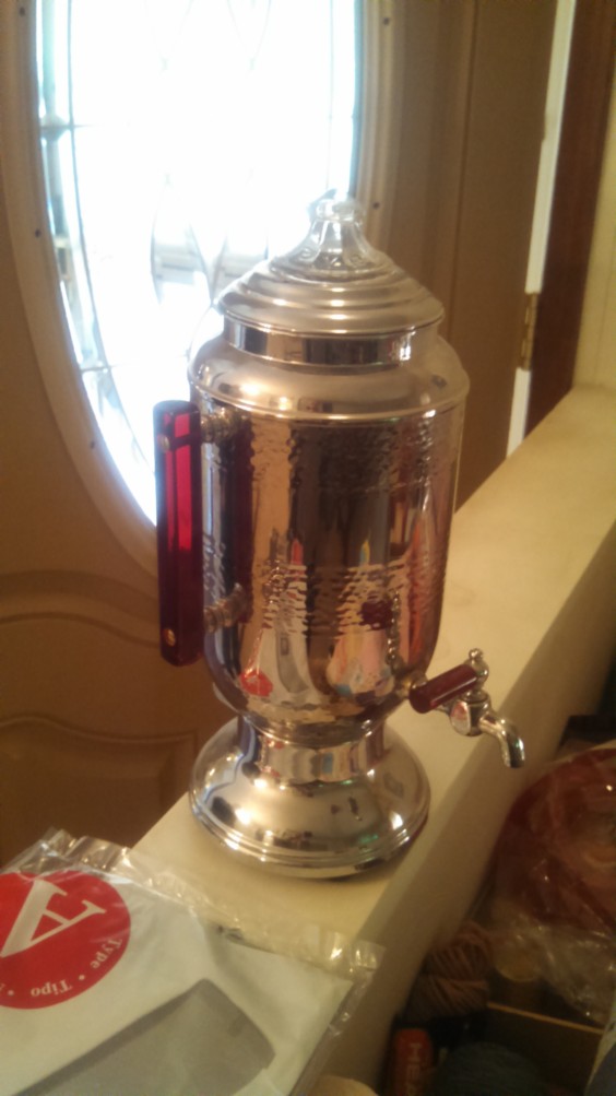 Auction Photo