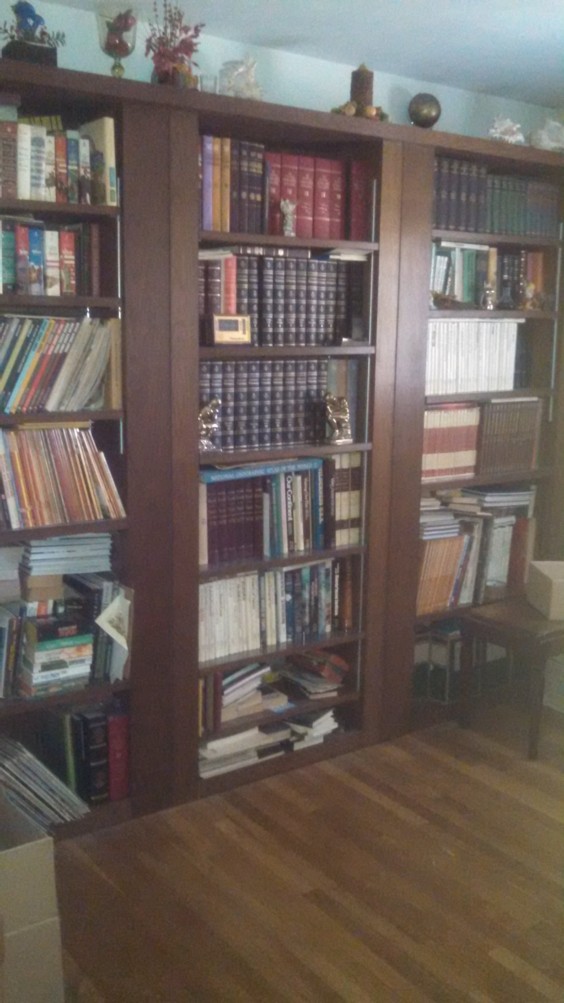 Auction Photo