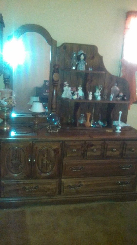 Auction Photo