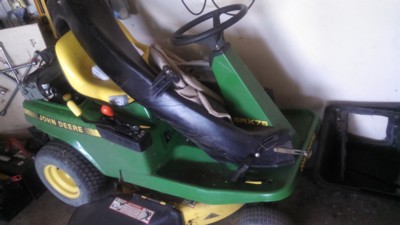 Auction Photo