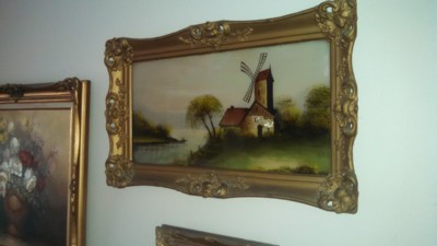 Auction Photo