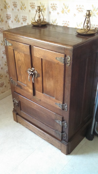 Auction Photo