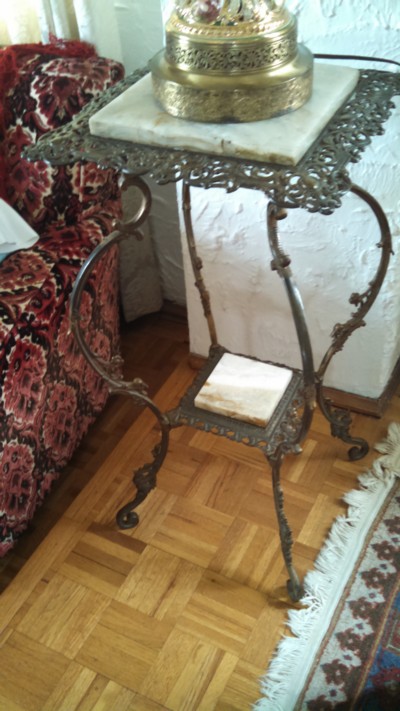 Auction Photo