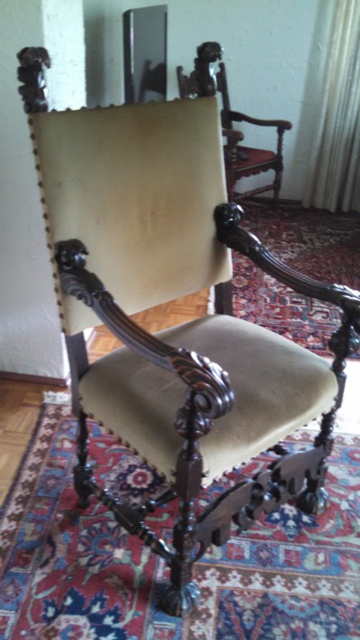 Auction Photo