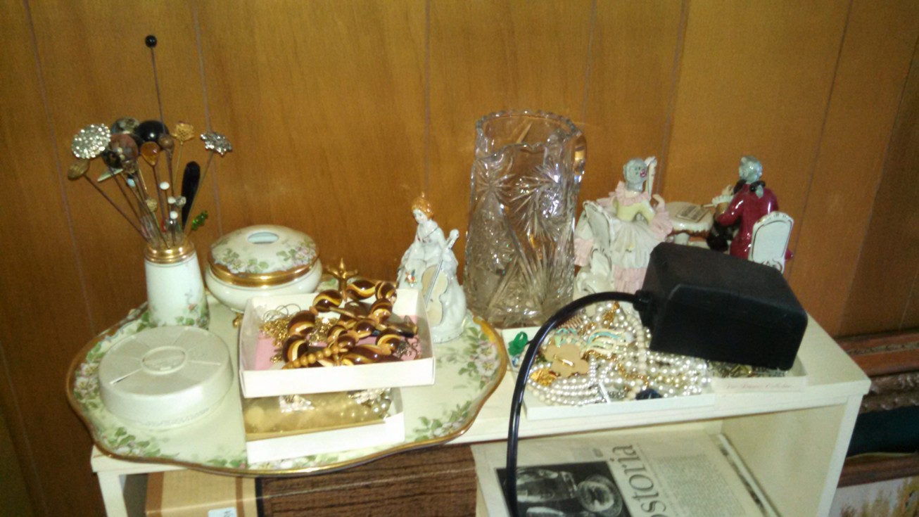 Auction Photo