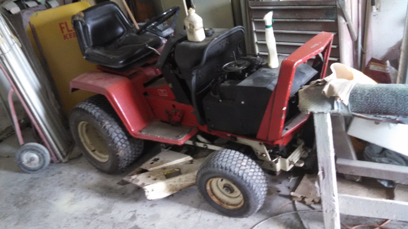 Auction Photo