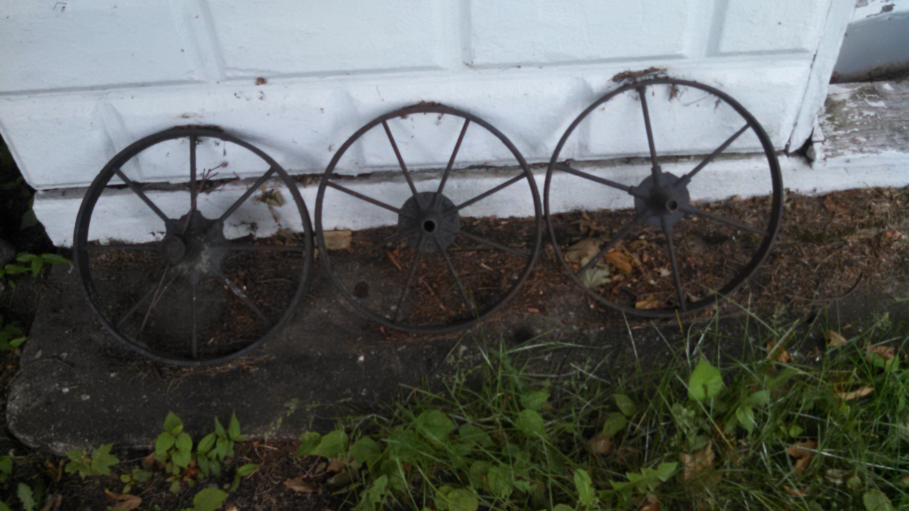 Auction Photo