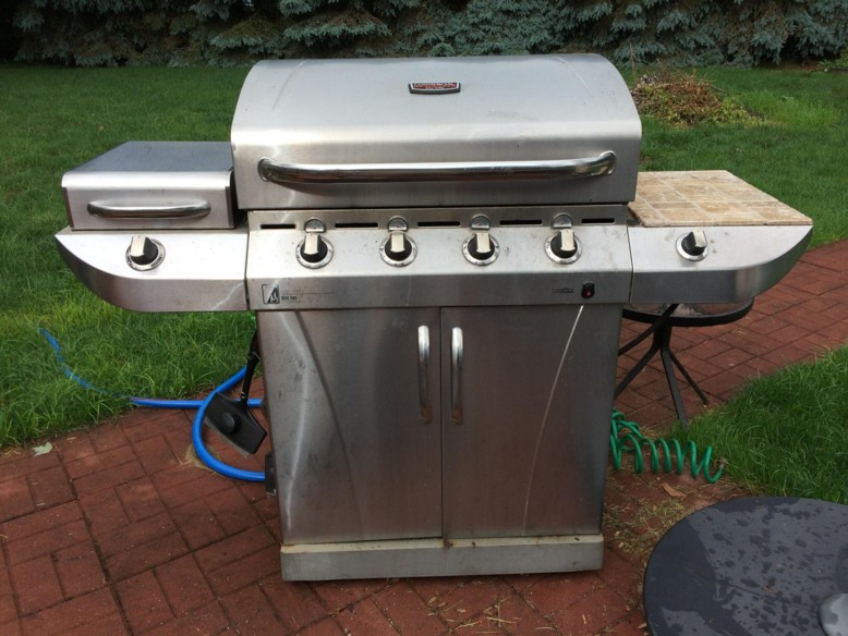 Auction Photo