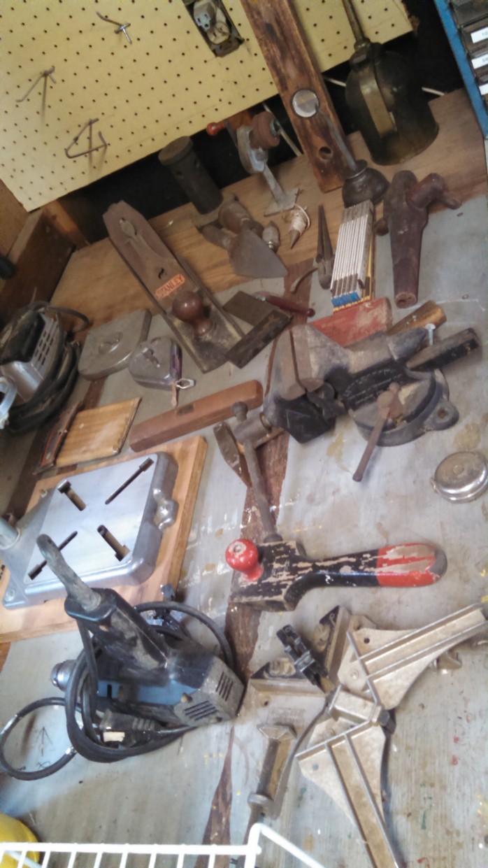 Auction Photo