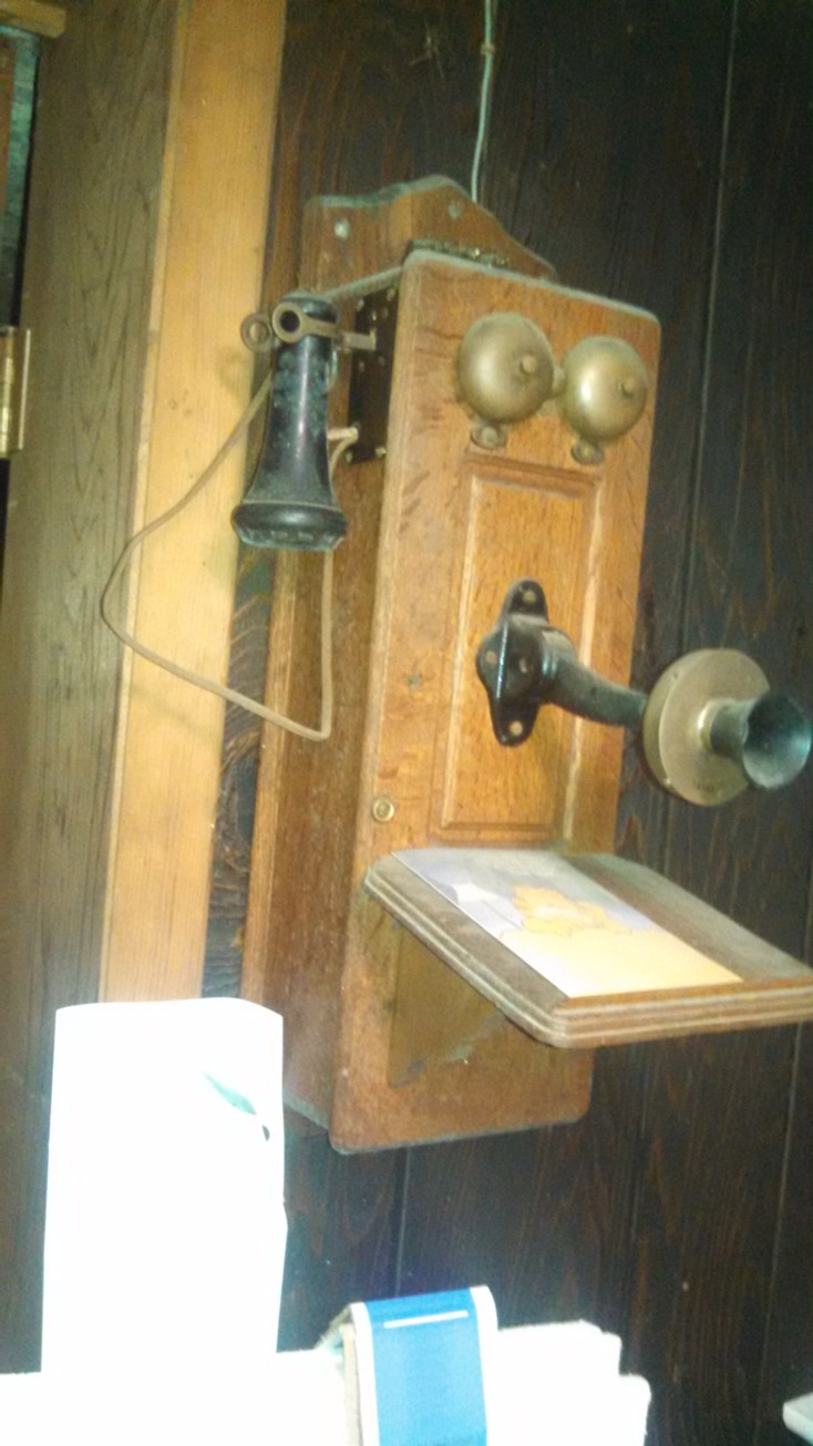 Auction Photo