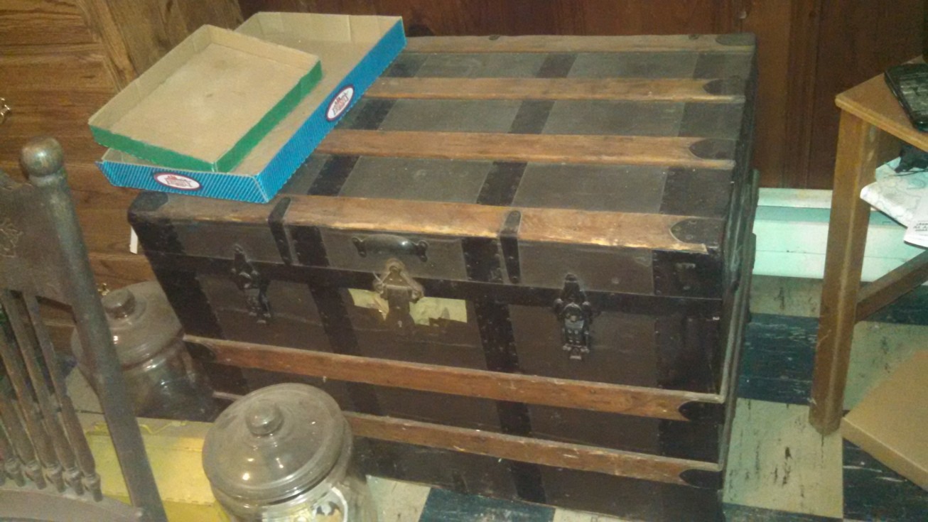 Auction Photo