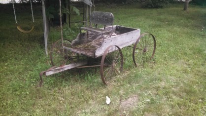 Auction Photo