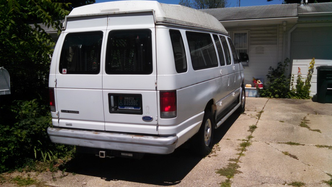 Auction Photo