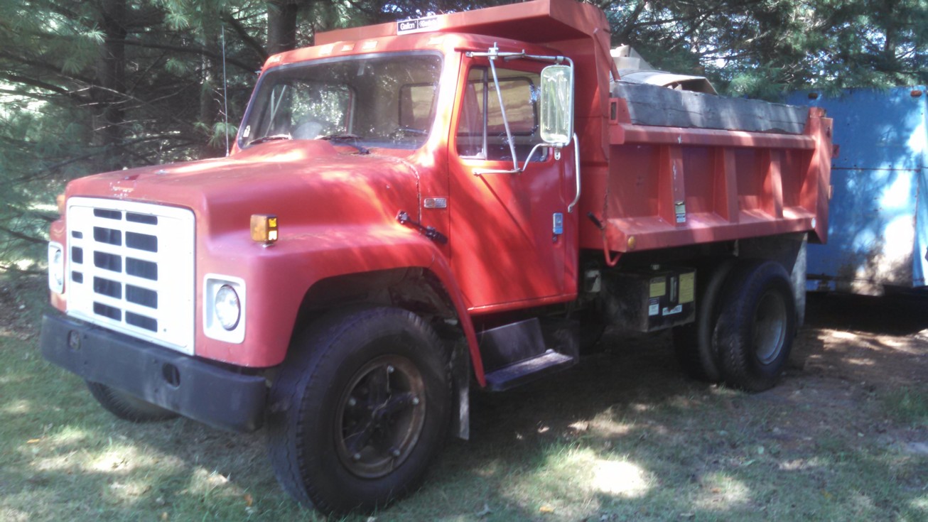 Auction Photo