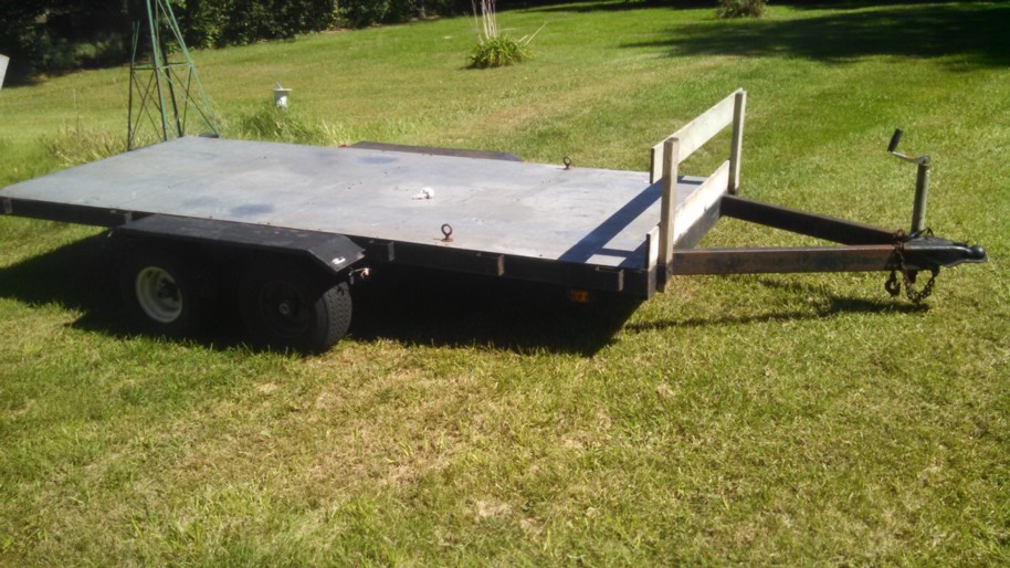 Auction Photo