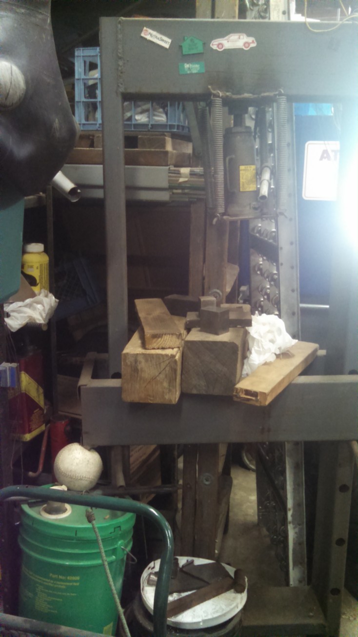 Auction Photo