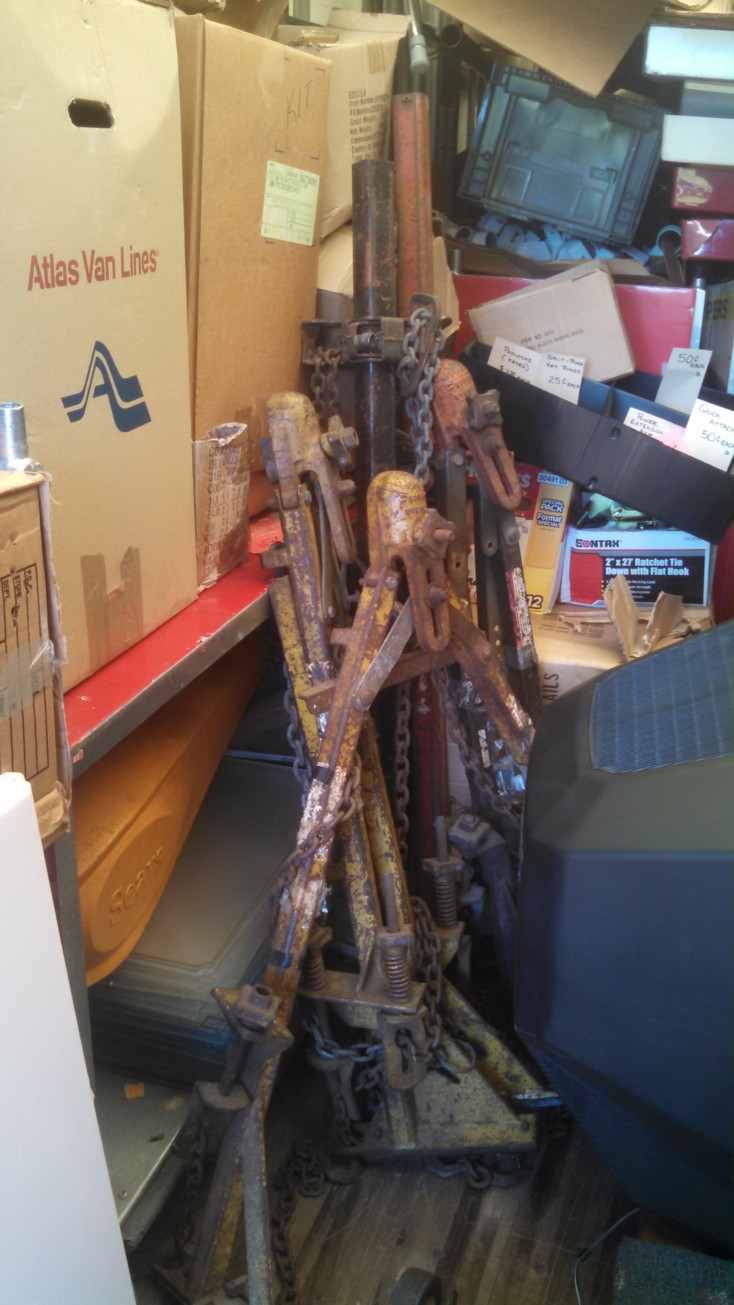 Auction Photo