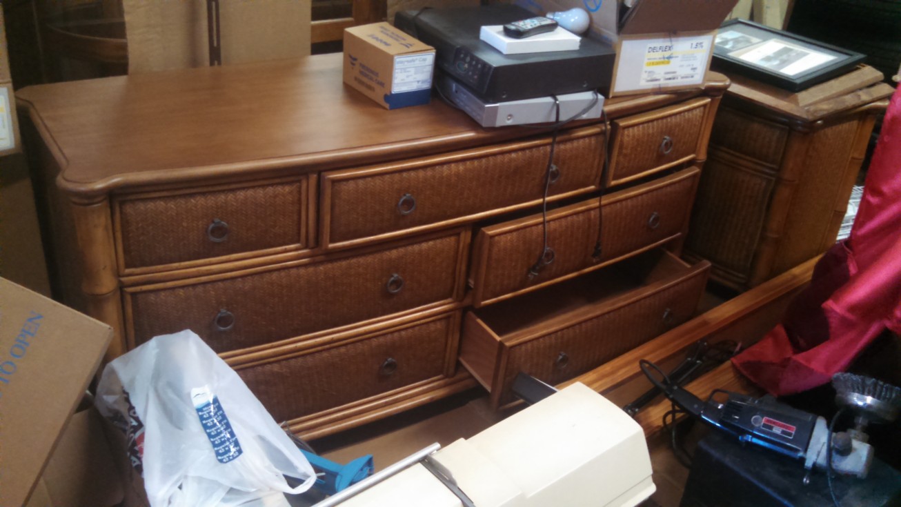 Auction Photo