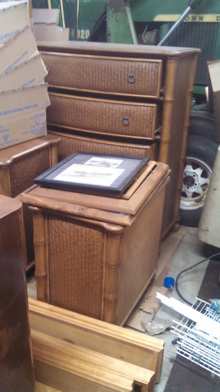 Auction Photo