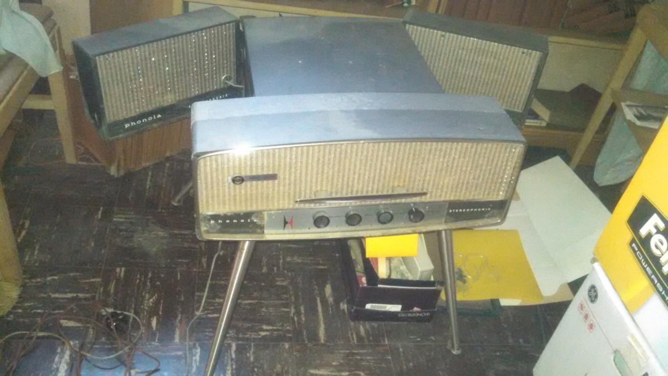 Auction Photo
