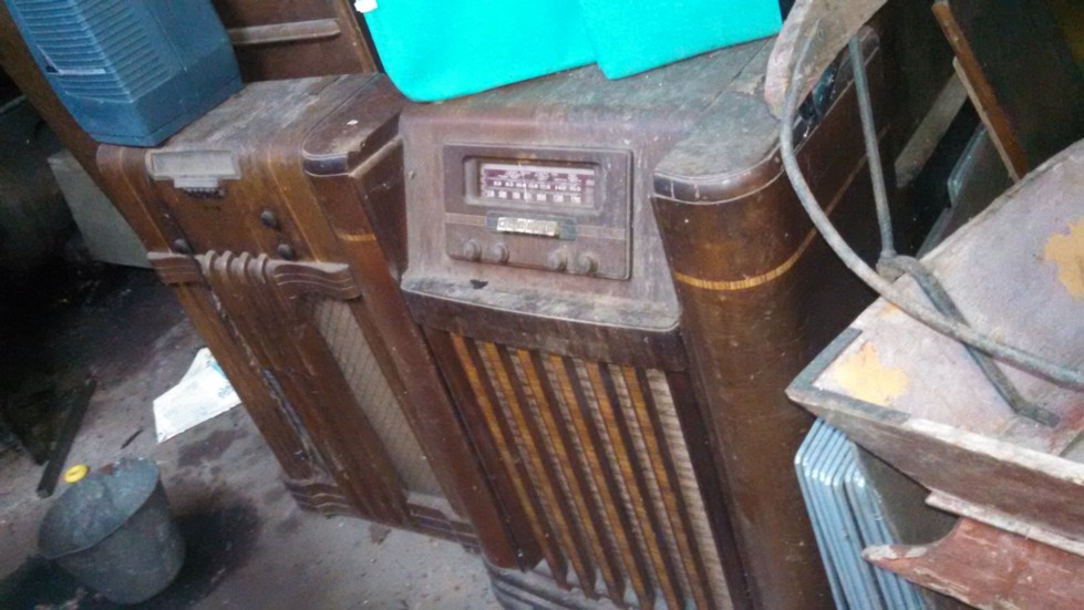 Auction Photo