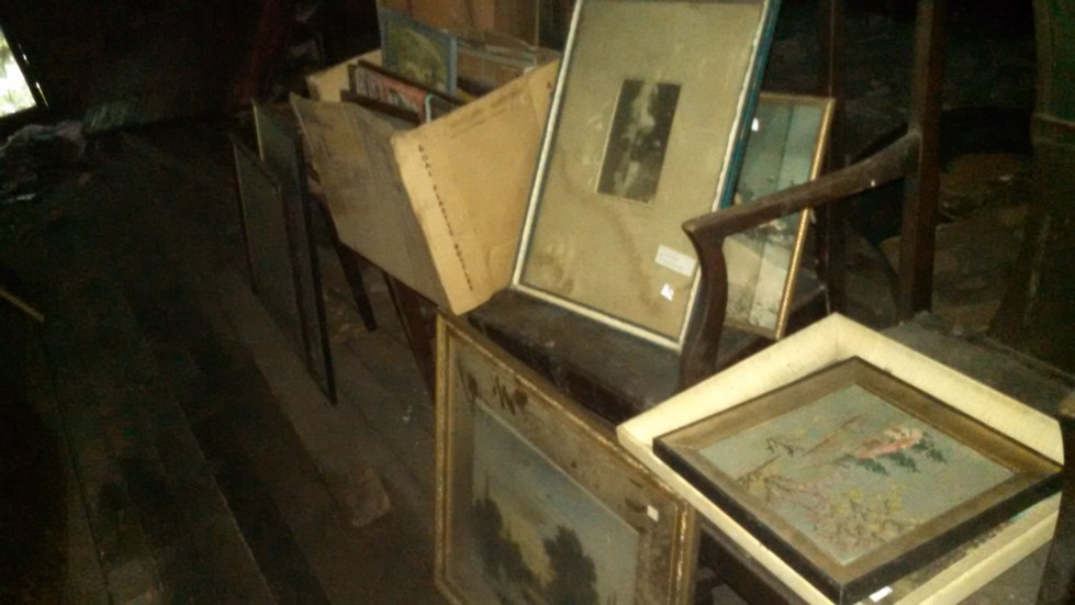 Auction Photo