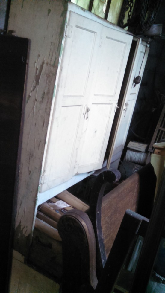 Auction Photo