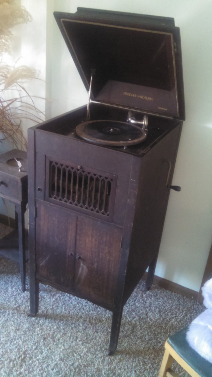 Auction Photo
