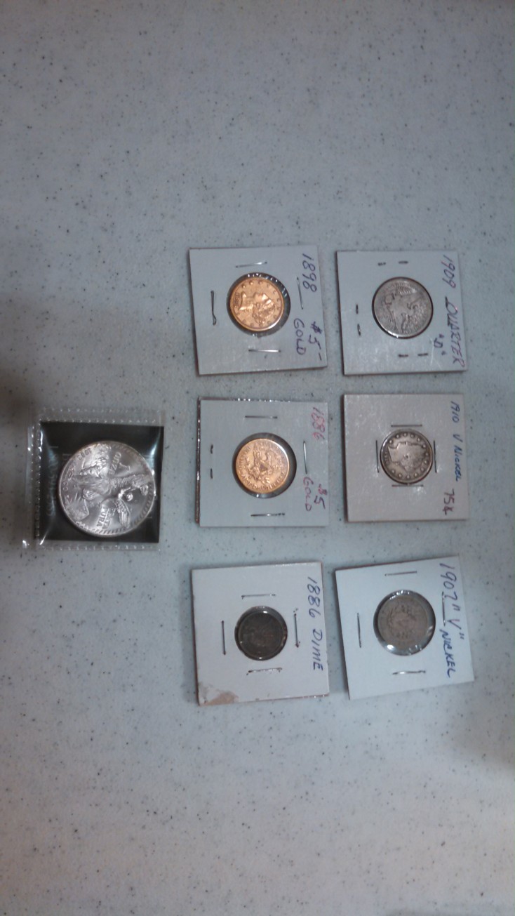 Auction Photo