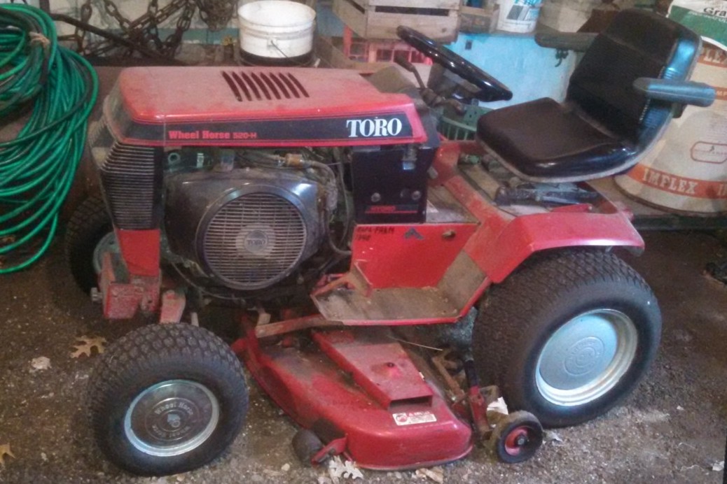 Auction Photo