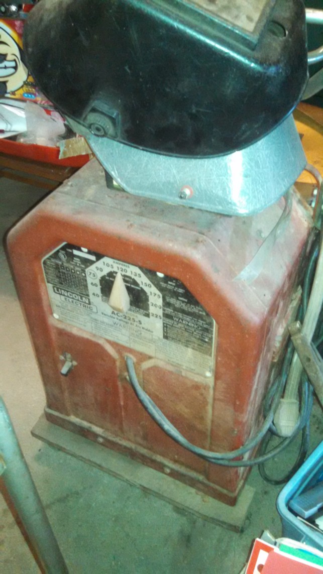 Auction Photo