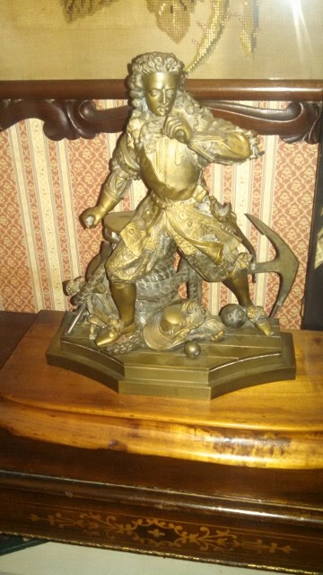 Auction Photo