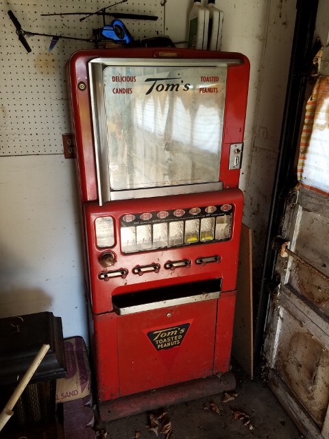 Auction Photo