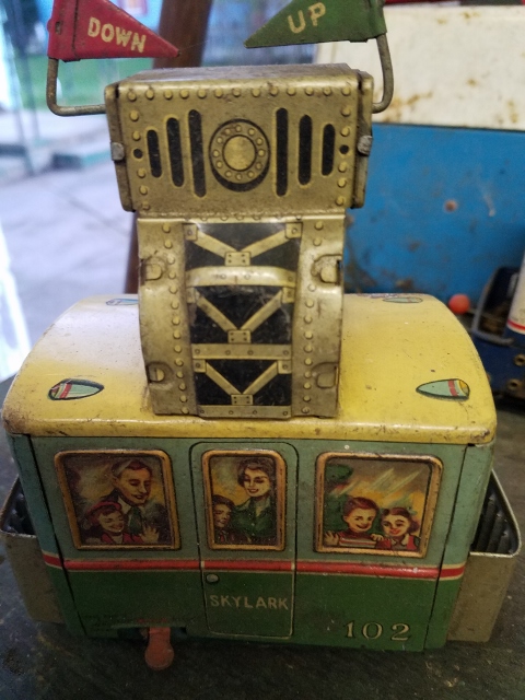 Auction Photo