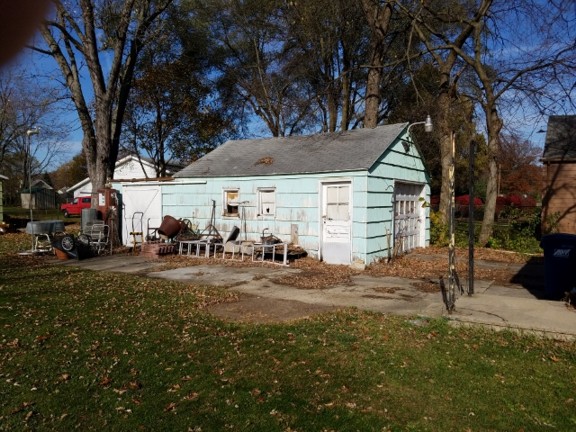 Auction Photo