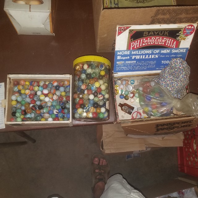 Auction Photo