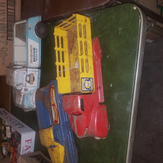 Auction Photo