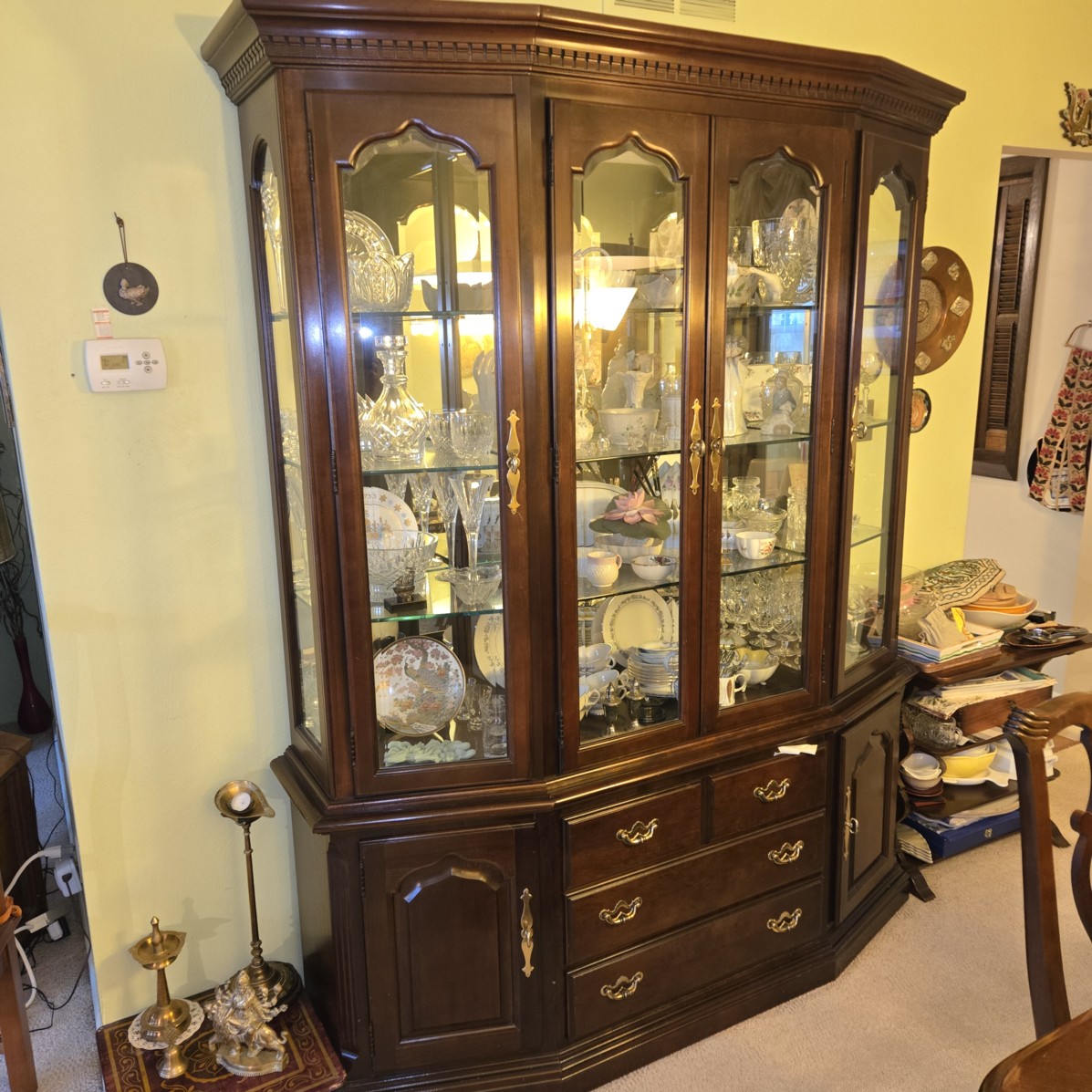 Auction Photo