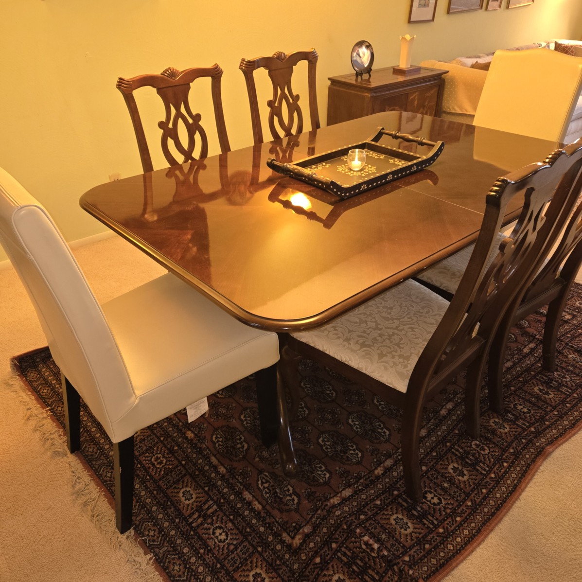 Auction Photo