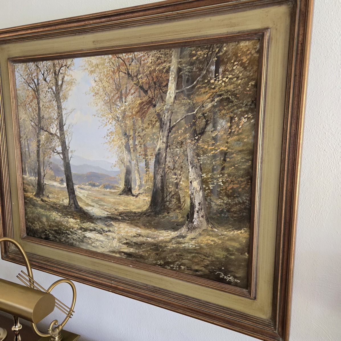 Auction Photo